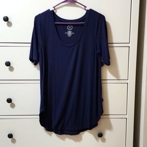 Maurices 24/7 Navy Blue Tee - Women's Small relaxed fit, comfortable